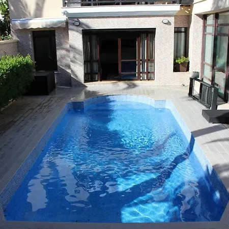 Bahia De Banus Bungalow Deluxe