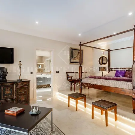 Bahia De Banus Bungalow Deluxe Apartment